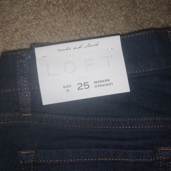 Loft Straight Jeans NWT - Picture 3 of 4